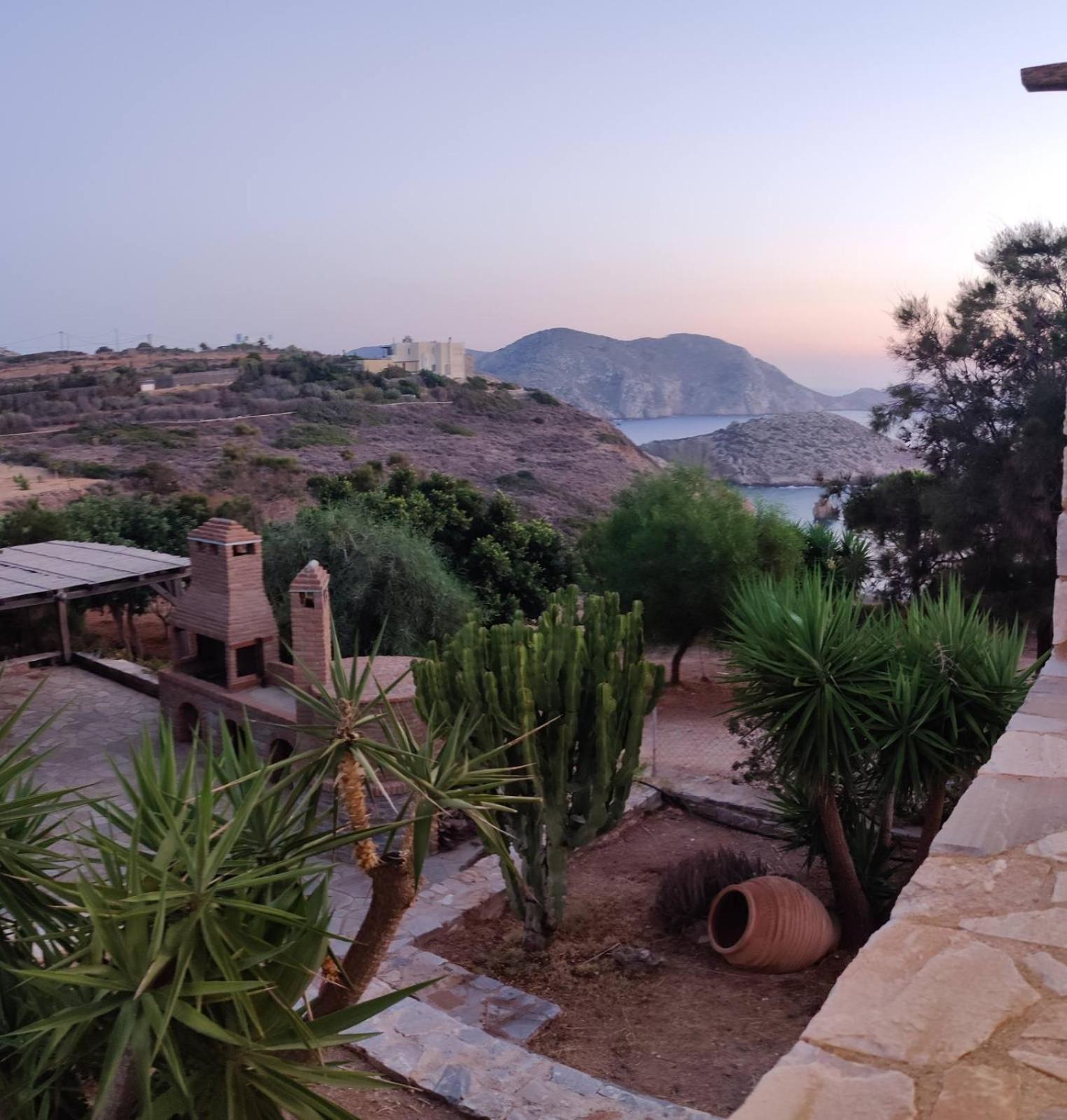 Syros Apartments Suites Chryssonisos Kini Exteriör bild