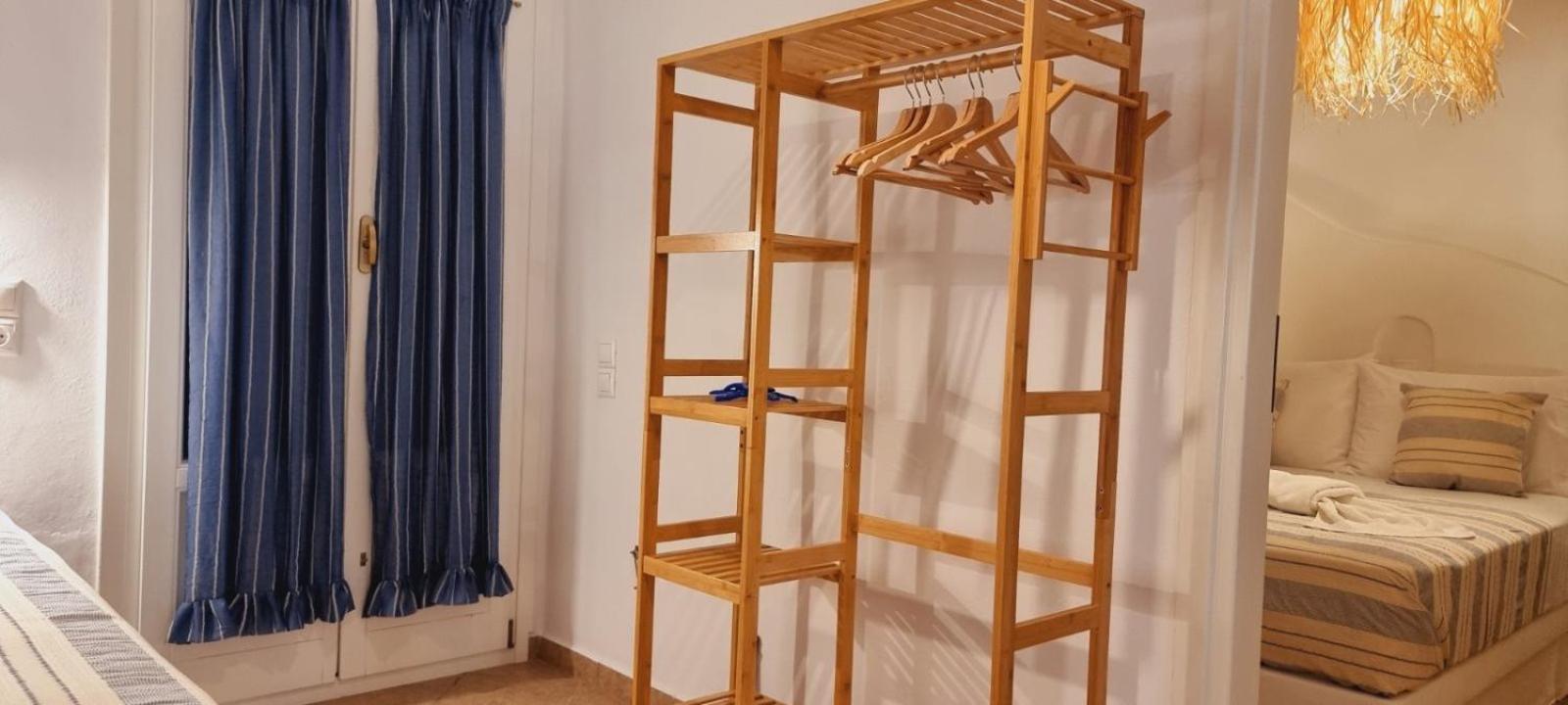 Syros Apartments Suites Chryssonisos Kini Exteriör bild