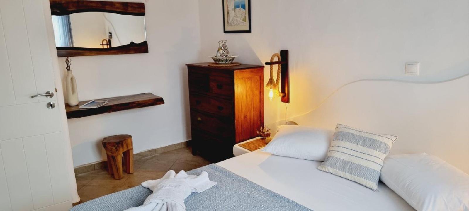Syros Apartments Suites Chryssonisos Kini Exteriör bild