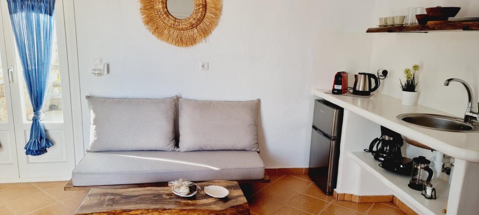 Syros Apartments Suites Chryssonisos Kini Exteriör bild